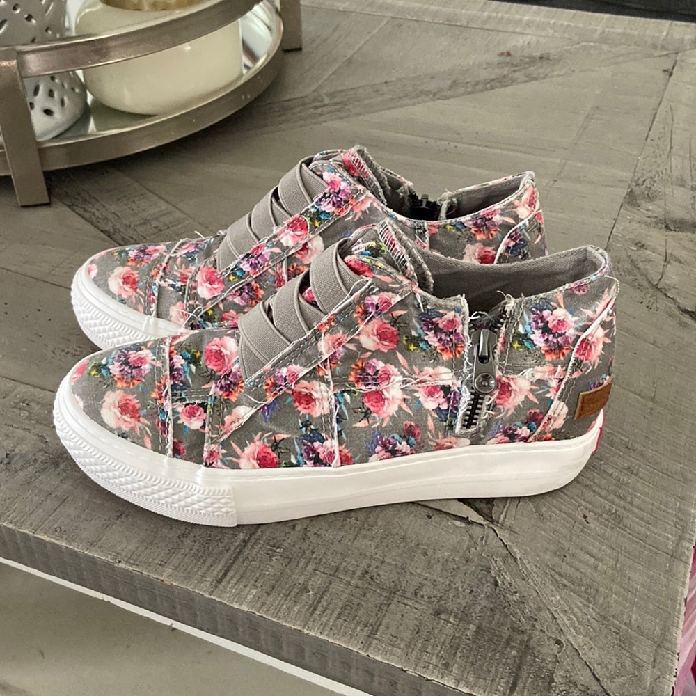 Girls floral shoes